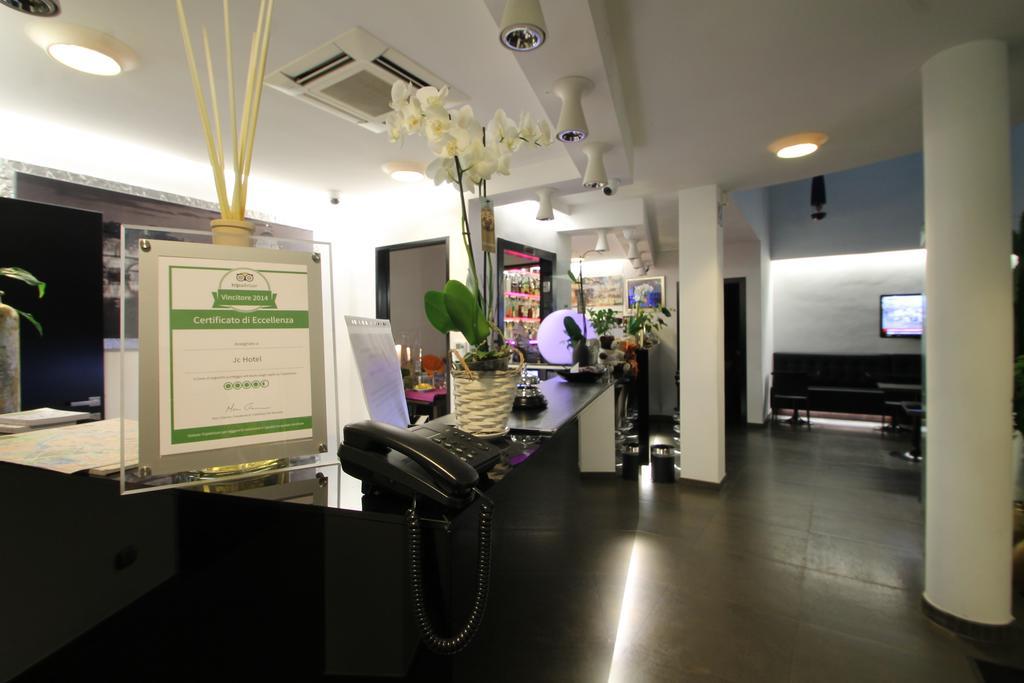 Jc Hotel Рим Экстерьер фото